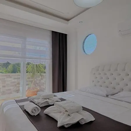 Βίλα Ciftlik 8-person Private Pool *
