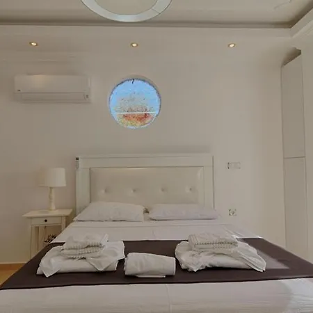 Ciftlik 8-person Private Pool Βίλα Φετιγιέ