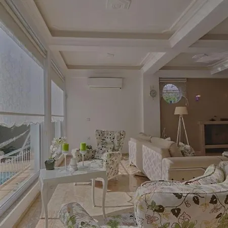Ciftlik 8-person Private Pool Βίλα Φετιγιέ